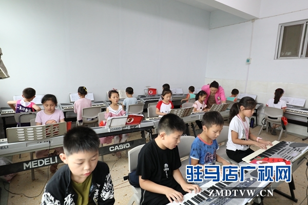 确山县青少年校外活动中心各活动室免费开放效果好