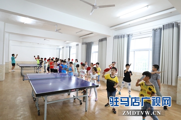 确山县青少年校外活动中心各活动室免费开放效果好