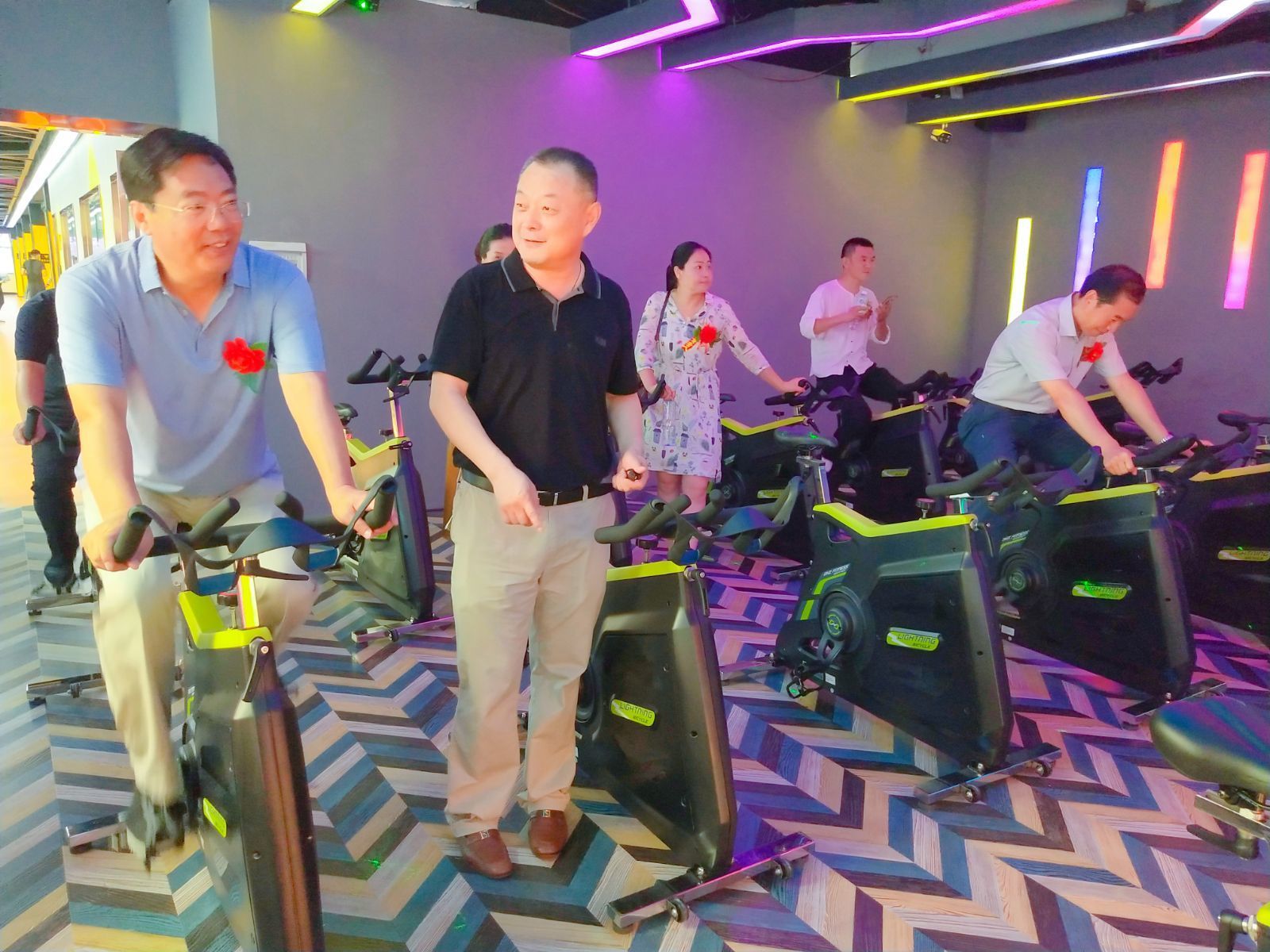赛亚菲特健身新世纪店升级为驻马店群众游泳健身运动提供新的服务平台