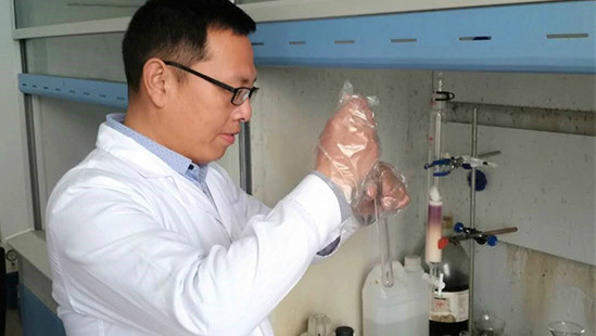白文科：十年如一日 用行动诠释他的科研态度