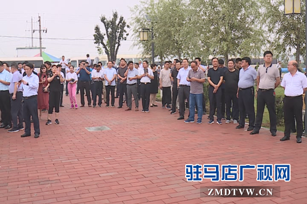市改善农村人居环境观摩组到西平观摩指导人居环境整治工作