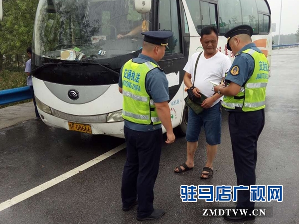 交通运输执法局强力出击   “黑车”无路可逃