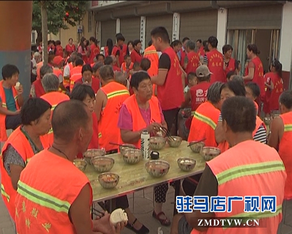 西平县免费爱心粥屋一年为八万余人次提供就餐