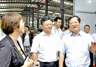 任正晓深入驻马店调研指导脱贫攻坚工作