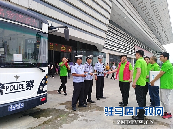 驻马店市青年商会志愿者真情服务中国农加工洽谈会