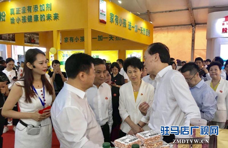 一加一天然面粉亮相“中国农洽会”备受关注