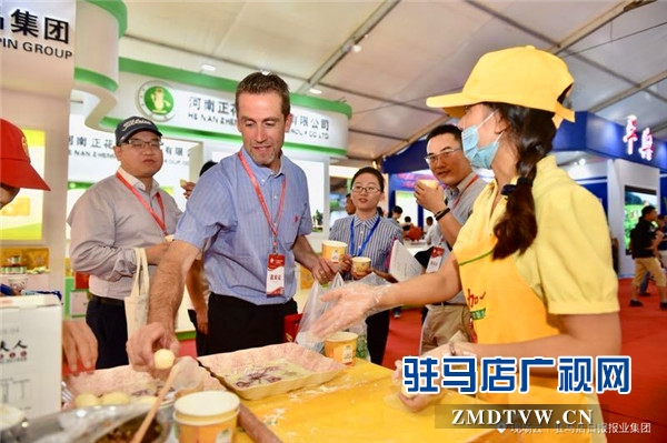  “一加一”天然面粉亮相第21届中国农加工洽谈会倍受关注