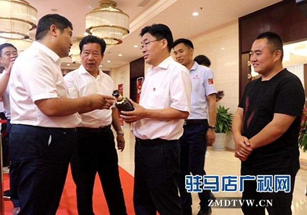 “蔡洪坊”商标荣获中国驰名商标 新蔡县首家获此殊荣的本土企业