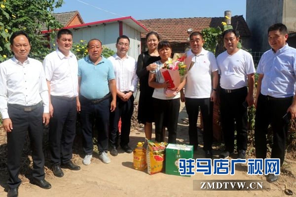 爱心企业回乡捐赠 助推家乡发展助力脱贫攻坚
