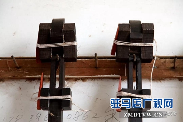 西平制琴世家三代传承 让民族乐器遇上“知音人”