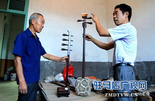 西平制琴世家三代传承 让民族乐器遇上“知音人”