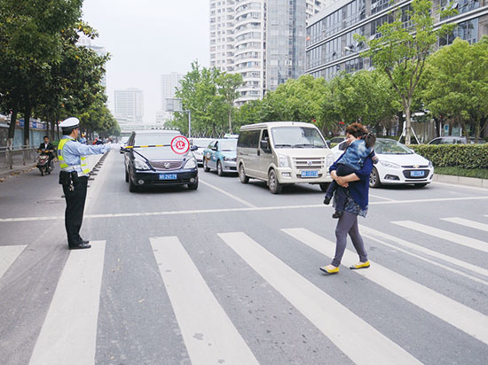 摒弃交通陋习 向不文明交通说“不”