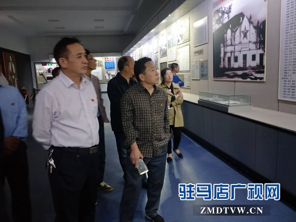 确山县卫计委开展迎国庆“唱国歌 颂党恩”主题党日活动