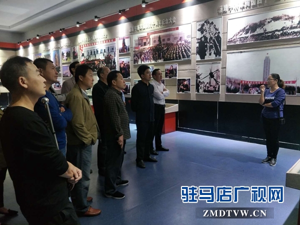 确山县卫计委开展迎国庆“唱国歌 颂党恩”主题党日活动