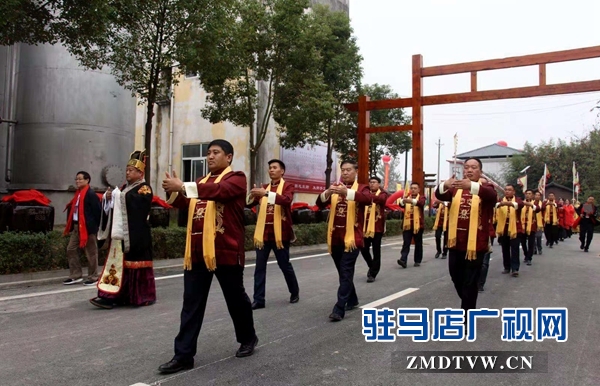  河南蔡洪坊酒业举行封坛大典 再续三千年蔡酒传奇