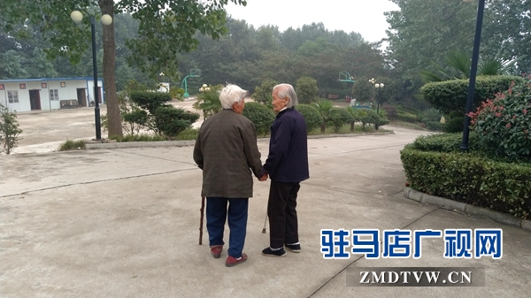 确山县“医院+养老”新模式 解决老人“护理难题”被认可