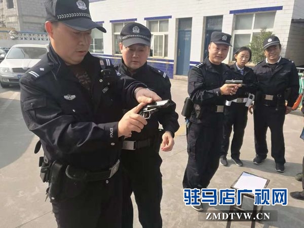 雪松派出所掀起年底练兵高潮