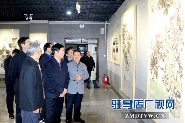 彭立贵花鸟画作品在驻马店开展