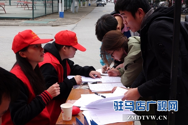 黄淮千名学子参与无偿献血共度世界学生日