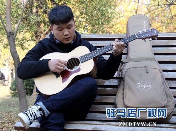 黄淮学院大二学子原创音乐播放量破千万 拒绝出道捞金