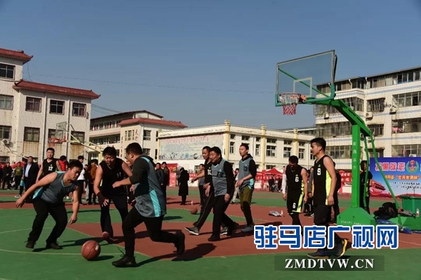 泌阳县举行 “扫黑除恶”全民参与篮球友谊赛