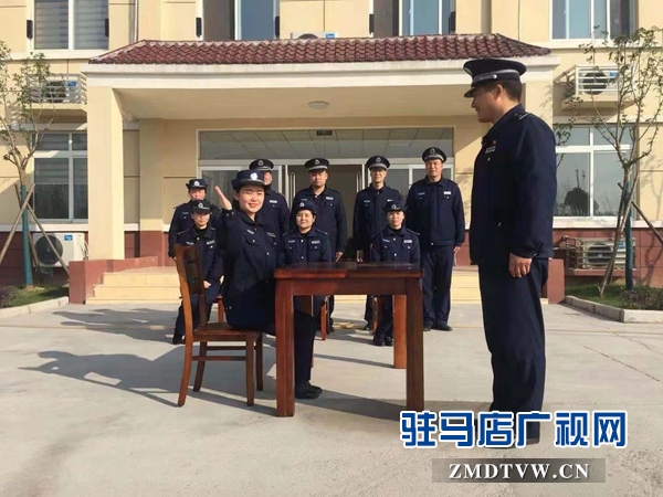 驻马店北收费站开展文明服务提升活动