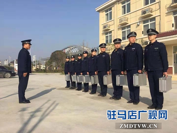 驻马店北收费站开展文明服务提升活动