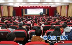 青少年口腔保健预防知识讲座走进驻马店市二中