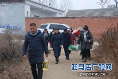 泌阳县爱心家慰问 特困学生家庭