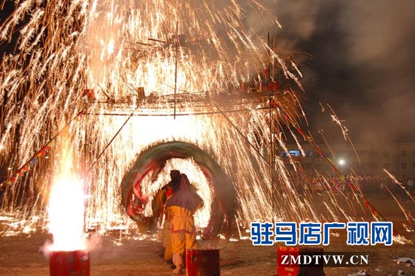 春节期间 确山铁花将在北京绽放
