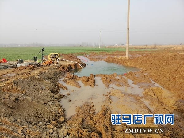 二水厂水管爆裂处蓄水严重 通水时间暂无法确定