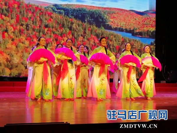 驻马店市直老干部活动中心各个艺术团载歌载舞迎新春