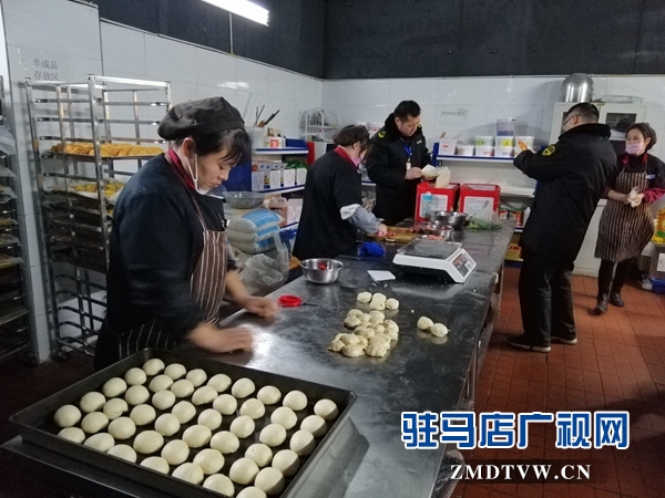 西平：加强年货市场食品整治 确保群众平安过节