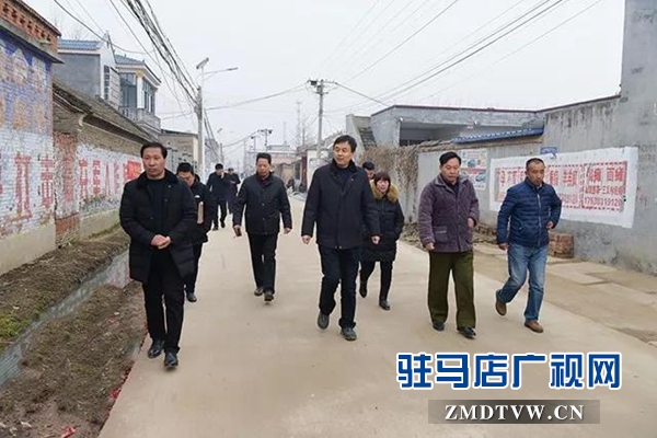 上蔡县主要领导深入崇礼乡西党村调研脱贫攻坚工作