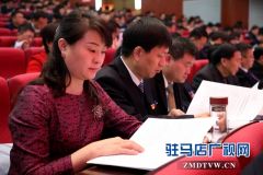 市人大代表李玲:争取带动200多户在册贫困户尽快脱贫