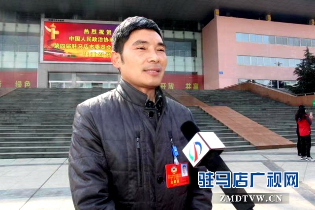 市政协委员冯松涛：让天中公交出行更安全舒心