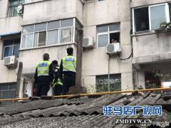 居民楼突发火灾   巡逻辅警临危不惧火场救援
