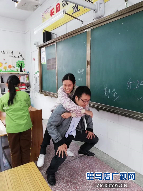 驻马店市第二十四小学师德师风建设结硕果