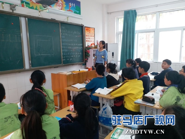 驻马店市第二十四小学师德师风建设结硕果