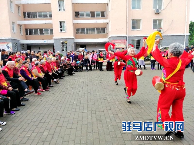 驿城区安居新村有了社区艺术团