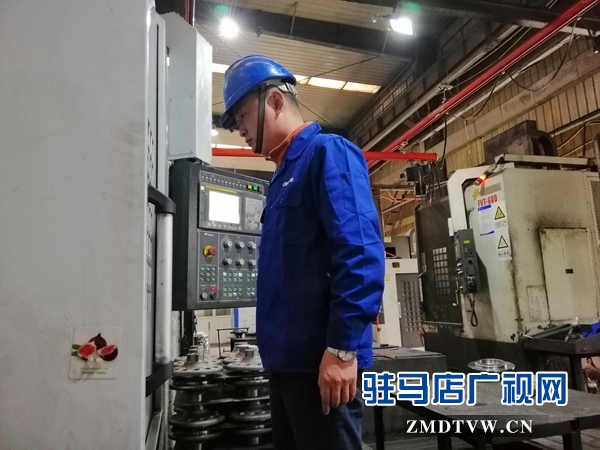 李岩：平凡岗位做不凡业绩