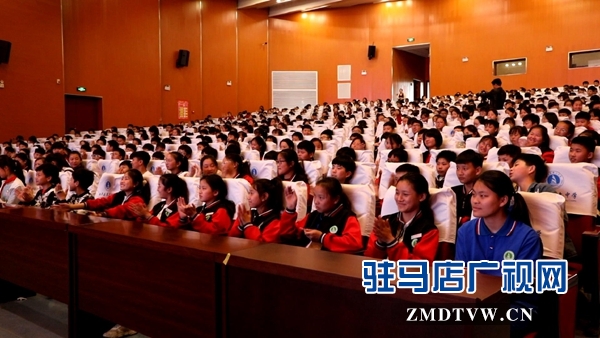 无偿献血宣讲活动走进西平县校园
