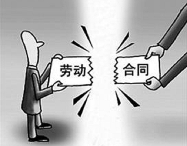 女教师考上研究生解除合同遭拒 官方:正依约解除
