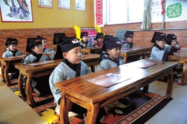 驻马店市一所集国学与全脑教育为一体的幼儿园开园