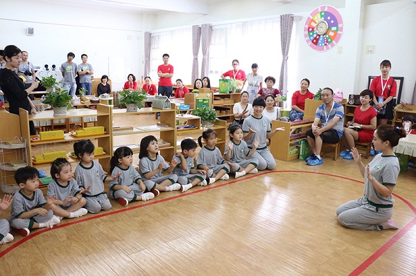 市人大教研组到遂平县调研幼教工作
