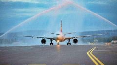 中国赴美游客15年来首降 美国旅游城市有点慌