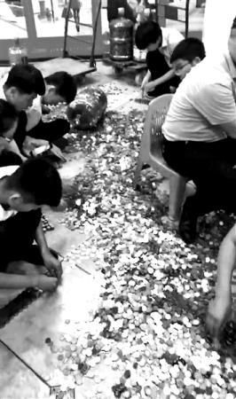 1559268465738403.jpg aFYyMlYyUlljeU9FUFBLOFh4dXlCeWd1R0s4PS9odHRwJTNBLy93d3cuY2hpbmFuZXdzLmNvbS9jci8yMDE5LzA1MzEvNDE2MzgwNzE4My5qcGc=.jpg