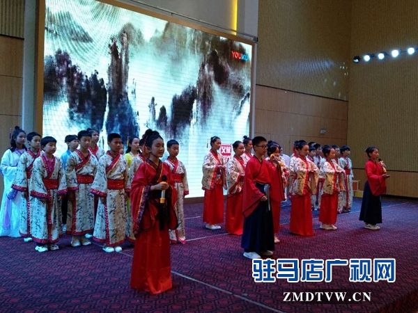 驻马店市第三十三小学举办庆六一·朗诵比赛活动