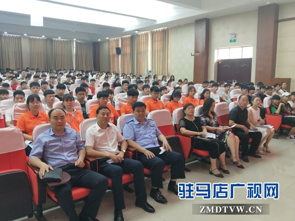 “虎门销烟”180周年纪念日 禁毒宣传进校园