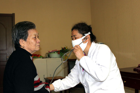 确山县为65岁以上老年人免费健康体检